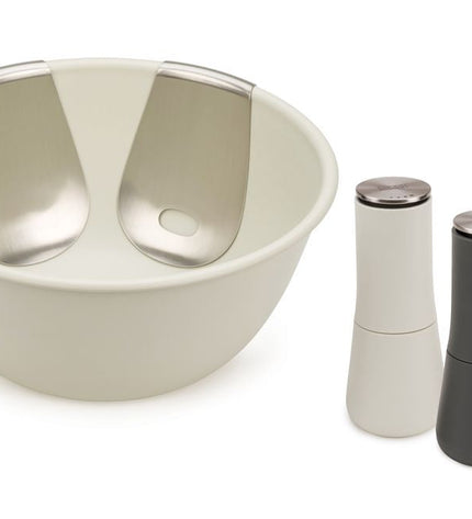 Serve It In Style gift set — salad bowl and mill, set of 2