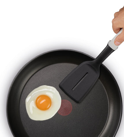 Elevate Carousel with 6 Kitchen Utensils