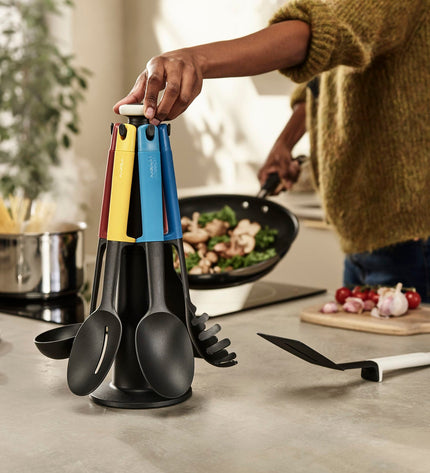 Elevate Carousel with 6 Kitchen Utensils