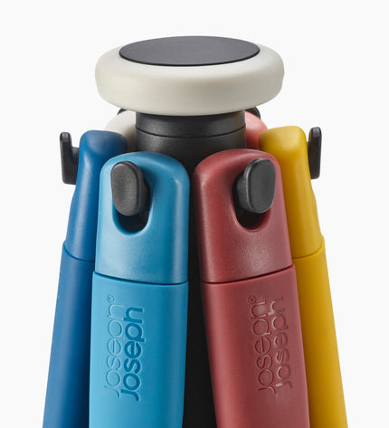 Elevate Carousel with 6 Kitchen Utensils