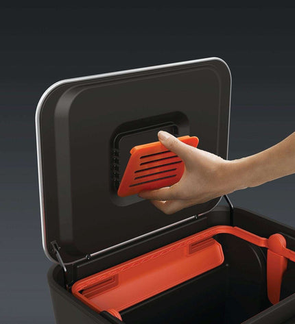 Titan 30-Liter Trash Can