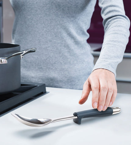 Elevate Carousel with 6 Stainless Steel Kitchen Utensils