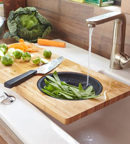 JOCCA - 1633N - Bamboo cutting board with strainer - black