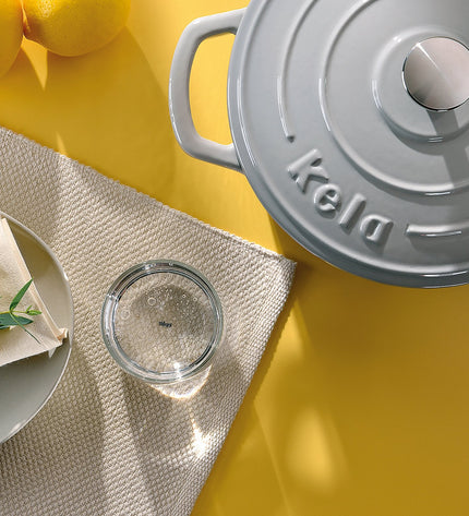 Warm Casserole Dish with Lid Round 3.2 liters