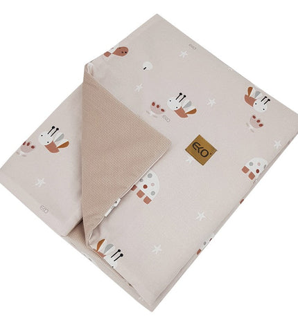 Blanket and play mat with velvet lining — Bees