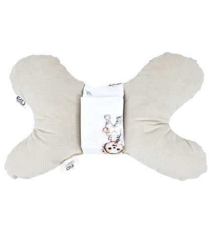 Butterfly pillow Gardener Bear