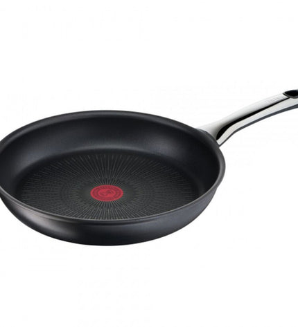 Black Tefal G2690432 24cm aluminum frying pan with steel handle, ideal for home cooking and kitchen use.