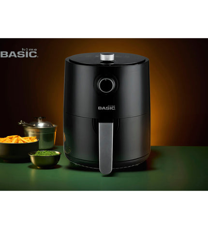Basic Home luchtfriteuse in zwart with 1200W power and 2.3L capacity, compact electric fryer for home cooking.