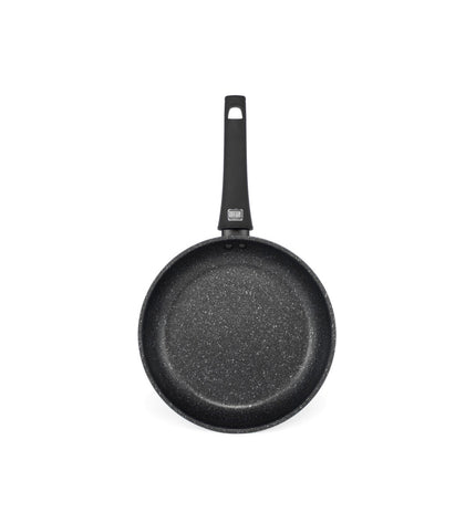 Six Quttin Universe black aluminium pans, 28 cm diameter, suitable for home cooking and kitchen use.