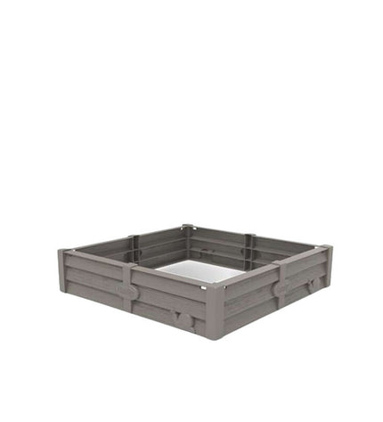 Smoby plastic sandbox with 77x76x17 cm dimensions and 60-liter capacity, suitable for outdoor play and children's toys.