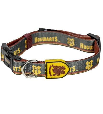 Harry Potter dog collar in XXS/XS size, featuring themed design and adjustable strap, suitable for small dogs.