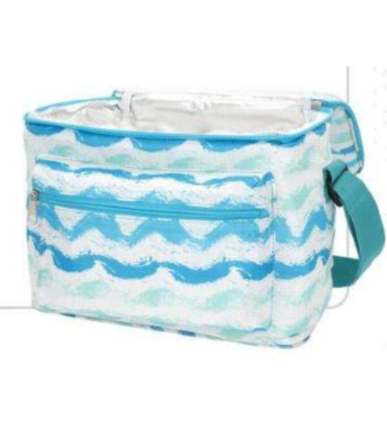 Aktive 15L portable cooler box for outdoor activities, camping, and hiking, with compact 30x18x23 cm design.