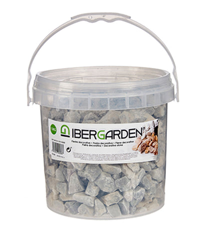 Set of four light gray decorative garden stones from Ibergarden, outdoor landscape decoration, 3 kg each.