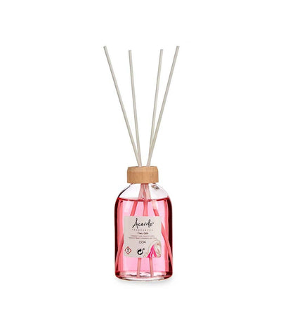 Set of 12 Acorde Aardbei parfum sticks for room decoration, each in a 100 ml container with fresh strawberry scent.