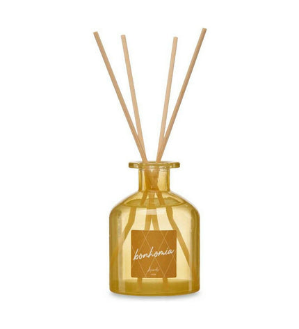 Set of six Acorde Amber parfum sticks for home decor and fragrance, 250 ml each, displayed in a decorative arrangement.