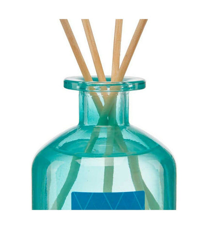 Acorde Parfum Sticks Acorde Kinder fragrance diffuser in a 250 ml set, displayed with six elegant reed sticks for home decor.