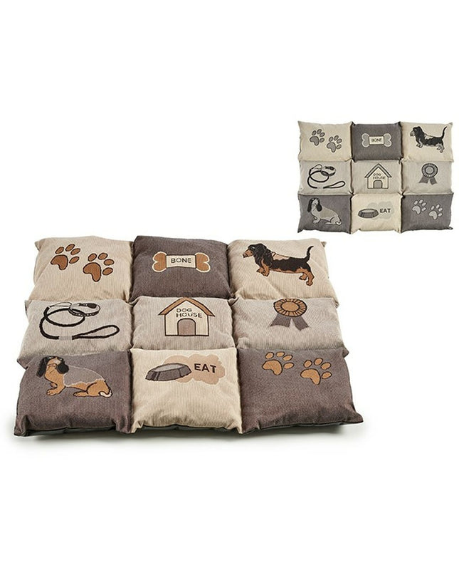 Mascow hondenbed in beige with soft fabric, measuring 56 x 7.5 x 80 cm, suitable for small to medium dogs.