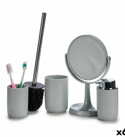 Set of four grey Berilo polypropylene bathroom storage containers with dimensions of 16.5 x 29.5 x 17 cm.