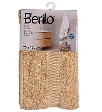 Set of three Berilo crèmes bath towels, 70x130 cm, made of 80% cotton and 20% polyester, in a bathroom setting.