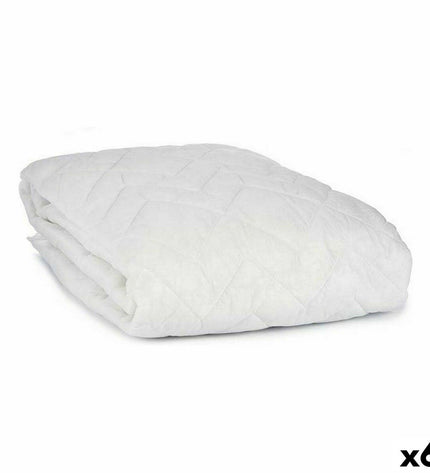 White mattress protector from Gift Decor, 150x190 cm, featuring a soft, protective fabric for bedding comfort and hygiene.