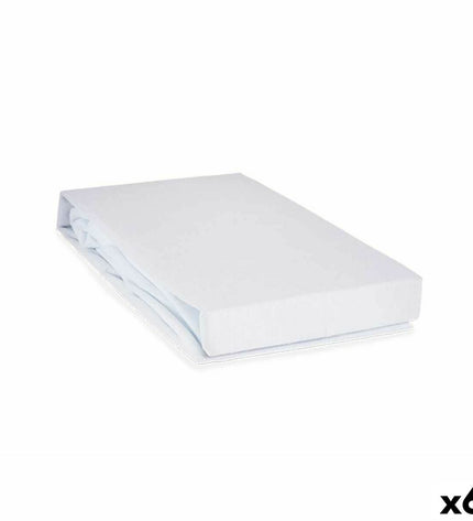 White mattress protector from Gift Decor, 135 x 195 cm, with a smooth fabric surface for bed comfort and protection.