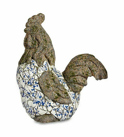 Two Ibergarden polyresin garden rooster figures, decorative outdoor garden ornaments measuring 22.5 x 46 x 41.5 cm.