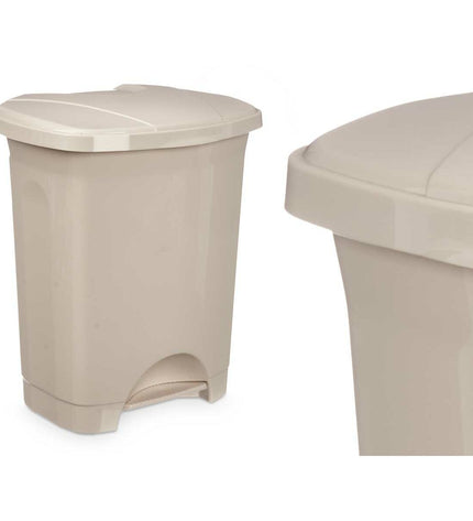 Set of 8 beige plastic 10L pedal bins from BigBuy Home, ideal for kitchen and home organization, with foot pedal for easy use.
