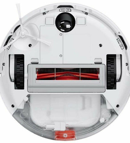 Xiaomi E10 robot stofzuiger with 2600mAh battery cleaning hardwood and carpet floors in a modern home setting.