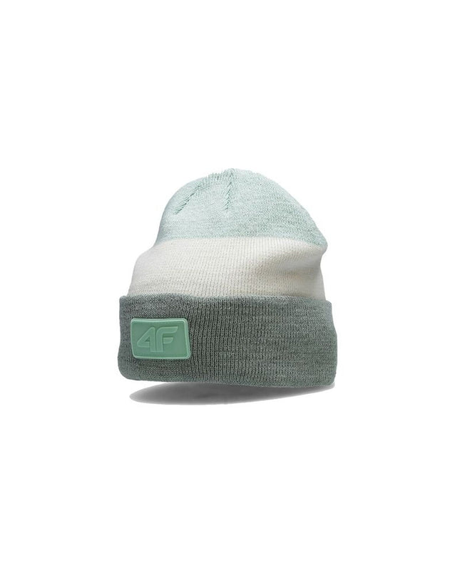 4F sport and outdoor kid's hat, suitable for camping and hiking, featuring a comfortable fit and outdoor-ready design.