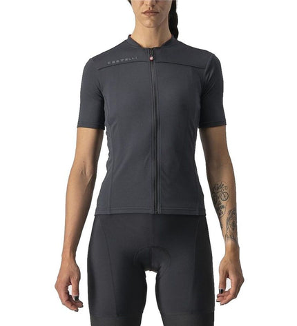Black Castelli Anima 3 cycling jersey for sport and outdoor riding, featuring breathable fabric and a fitted design.