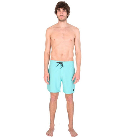 Hurley Phantom OO Solid men's water swim shorts for surfing and watersports, featuring a sleek design and comfortable fit.