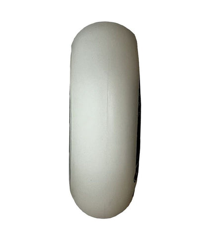 KRF Rueda KRF Concept for urban mobility, sport and outdoor use, showing a sleek, durable wheel with spokes and rubber tire.