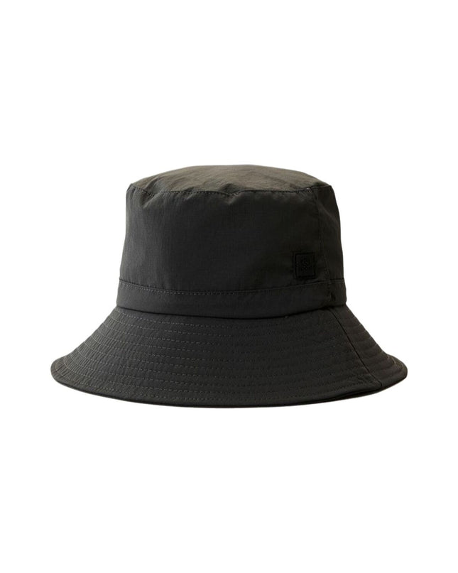 Rip Curl Elite fishing hat for outdoor sports, featuring a wide brim and lightweight design, ideal for fishing and outdoor activities.