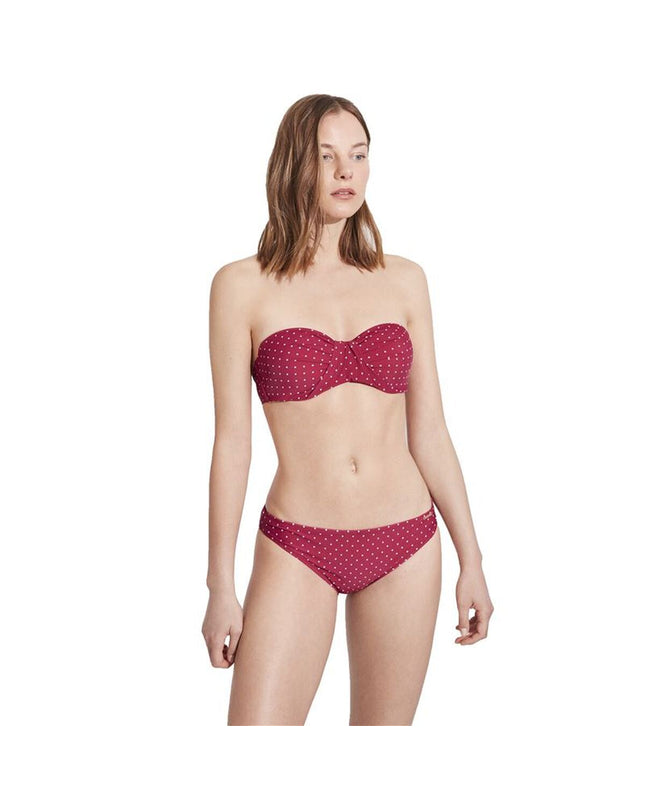 Dark red Ysabel Mora bikini for watersport and outdoor activities, featuring a sporty design with adjustable straps.