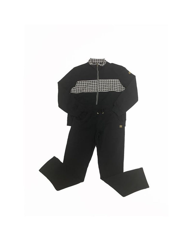 Children's black jogging tracksuit by Luanvi, suitable for sport and outdoor activities, featuring a comfortable and active fit.