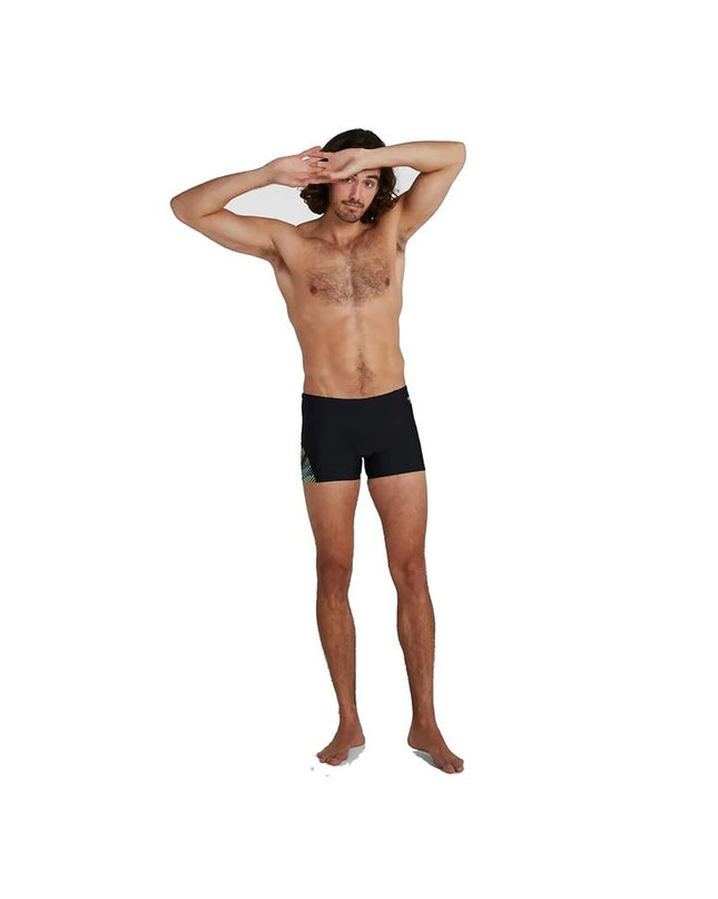 Speedo men's black swim shorts for water sports and outdoor activities, featuring a comfortable fit and sporty design.