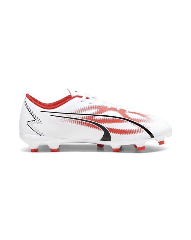 Adult Puma soccer cleats for outdoor football, featuring a sleek design and durable outsole, ideal for sporting activities.