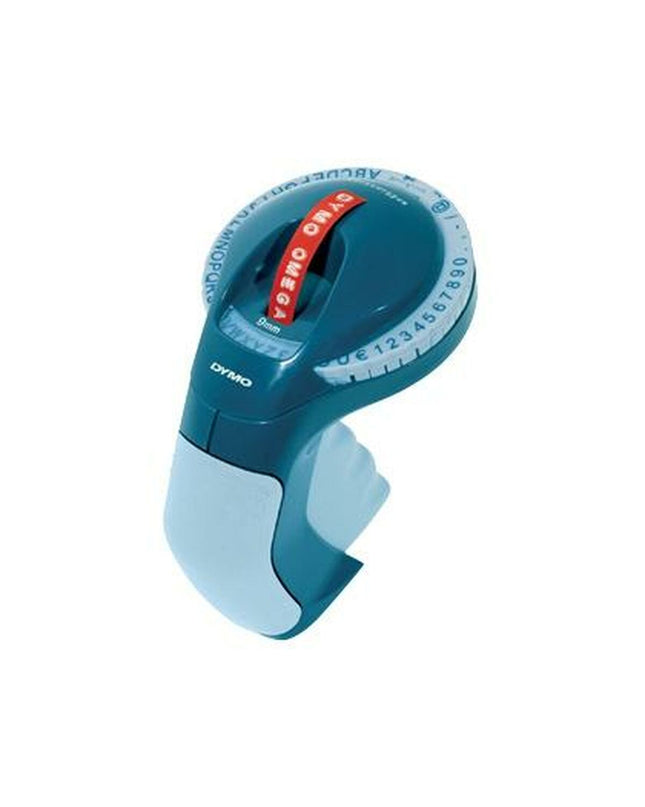 Dymo Omega handmatige labelmachine with six labels, used for office labeling and organization.