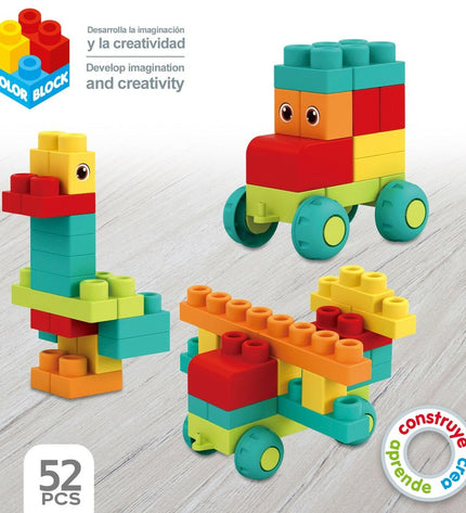 Color Block Bouwspel with 52 colorful building pieces, four sets of versatile construction toys for creative play.