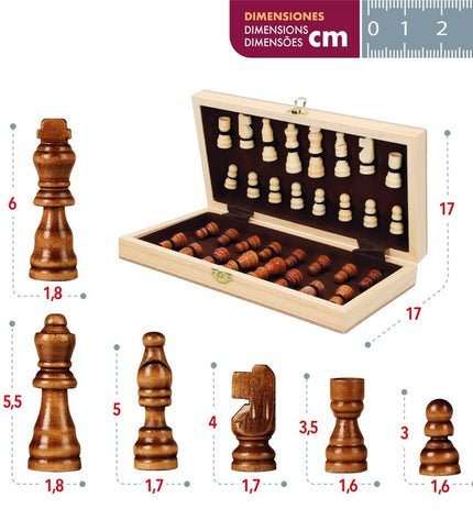 Six wooden chess pieces from CB Games Schaakspel set, natural finish, designed for children’s toy and game play.