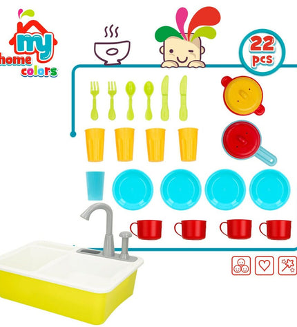Colorbaby speelgoedkeuken with 22 accessories, featuring a sink and realistic play elements in a compact 42x29x28 cm size.