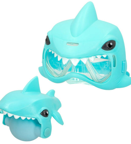 Set of four Eolo shark-themed water guns and diving masks for kids, ideal for outdoor water play and swimming activities.