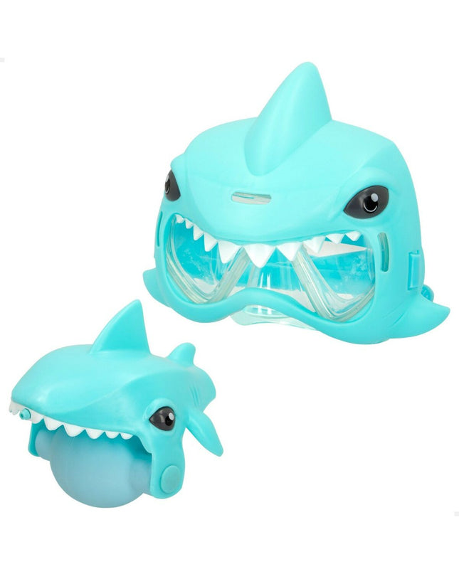 Set of four Eolo shark-themed water guns and diving masks for kids, ideal for outdoor water play and swimming activities.
