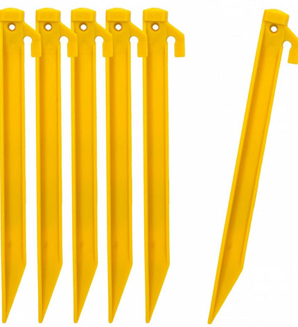 Aktive Campingharingen actieve 6-delige set with 24 pieces, suitable for outdoor camping and hiking activities, shown in the image.
