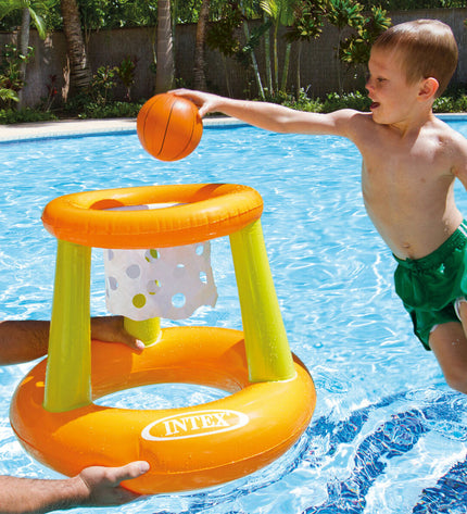 Set of 12 inflatable Intex basketball game balls, 67x55x67 cm, for outdoor play and sports activities.