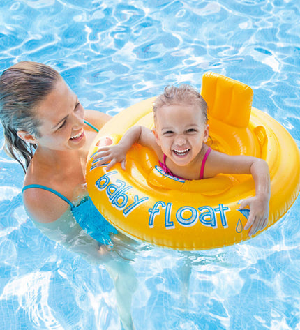 Set of 12 yellow Intex baby swimming rings, 70 x 25 x 70 cm, suitable for outdoor play and water activities.