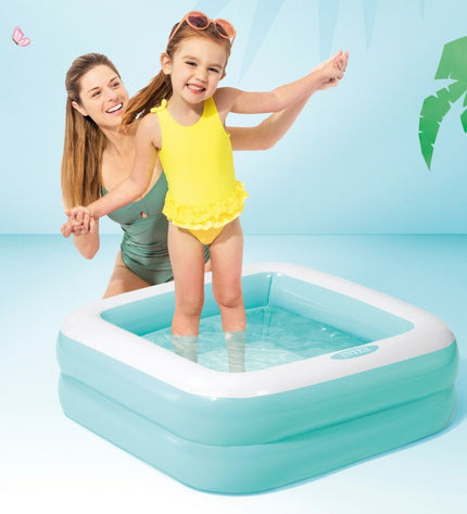 Six Intex inflatable square children's pools, 86x86x25 cm, ideal for outdoor play and water fun for kids.