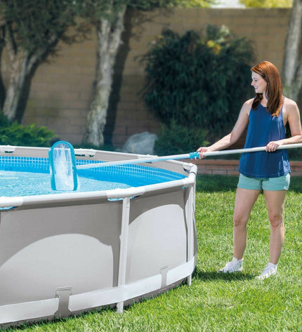 Set of 12 Intex pool skimmers, 44 x 3 x 29.5 cm, for cleaning and maintaining garden pools and jacuzzis.