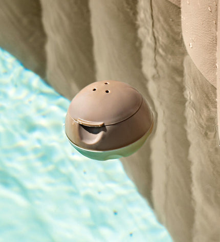 Set of 20 Intex chlorinators for pools, 6x6x6 cm, ideal for garden pools, jacuzzis, and pool maintenance equipment