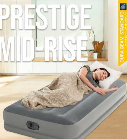 Set of three Intex Prestige air mattresses in blue with dimensions 191 x 99 x 30 cm, suitable for camping and outdoor use.